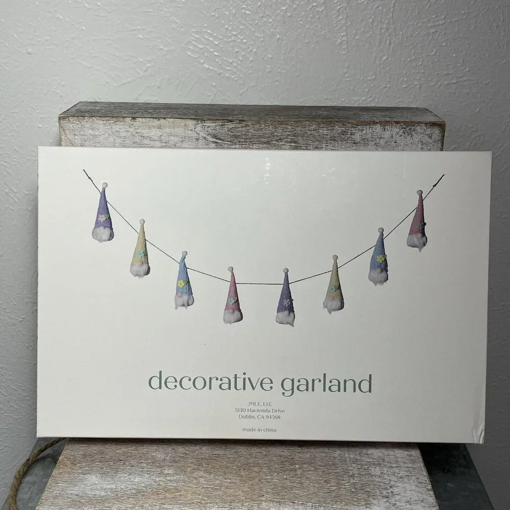 Easter Gnomes Decorative Garland
